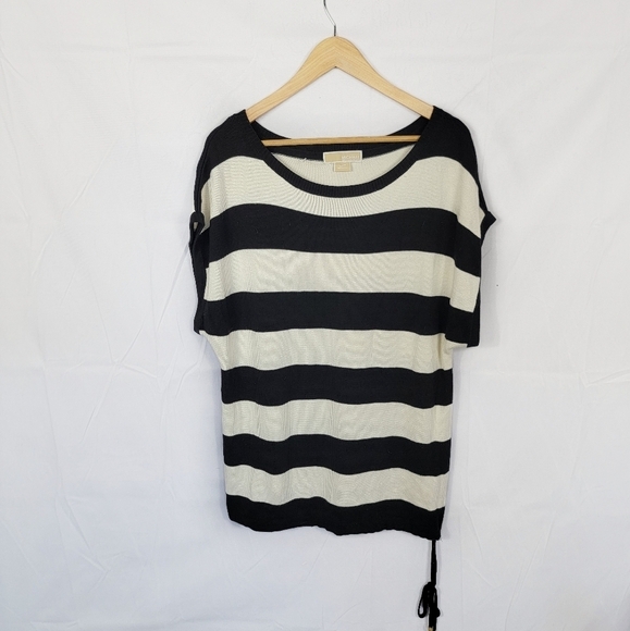 Women's Large NWOT Michael, Michael Kors Black and White Striped Women's Top - Picture 1 of 5